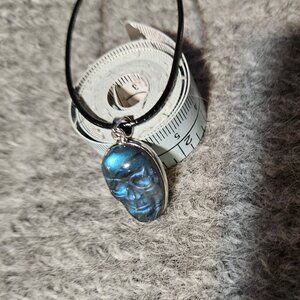 NWOT labradorite gemstone/crystal skull, silver plate, black cord, new
